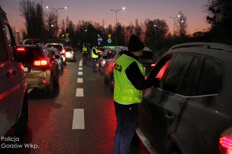 3/10 Akcja trzeźwy poranek na Zawackiej i Łukasińskiego