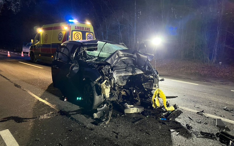 3/5 Wypadek na DK22. Zderzenie forda i forwardera