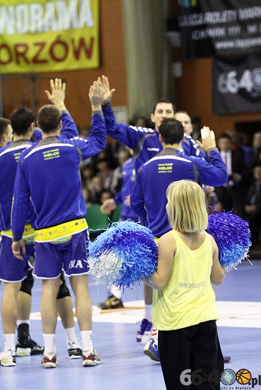 6/44 AZS AWF Gorzów - Vive Targi Kielce 24:40 (15:20)