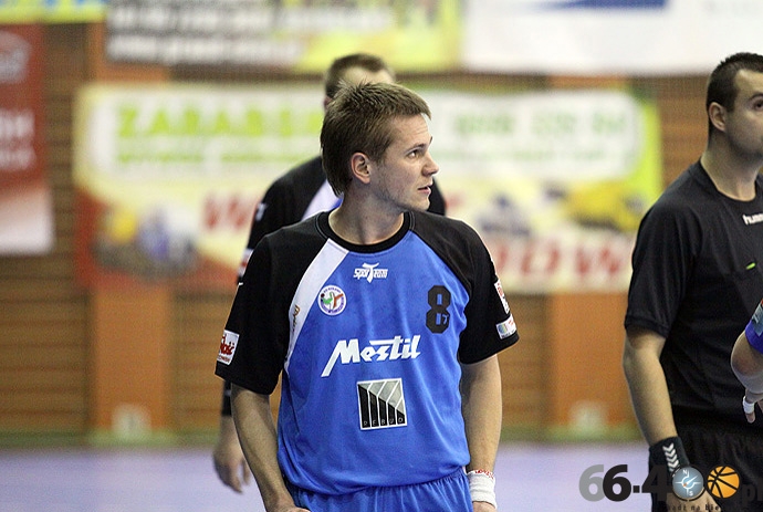 17/44 AZS AWF Gorzów - Vive Targi Kielce 24:40 (15:20)