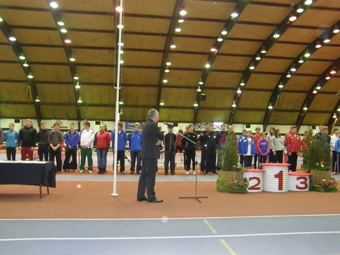 6/12 Halowe Mistrzostwa Polski Juniorów i Juniorów Młodszych