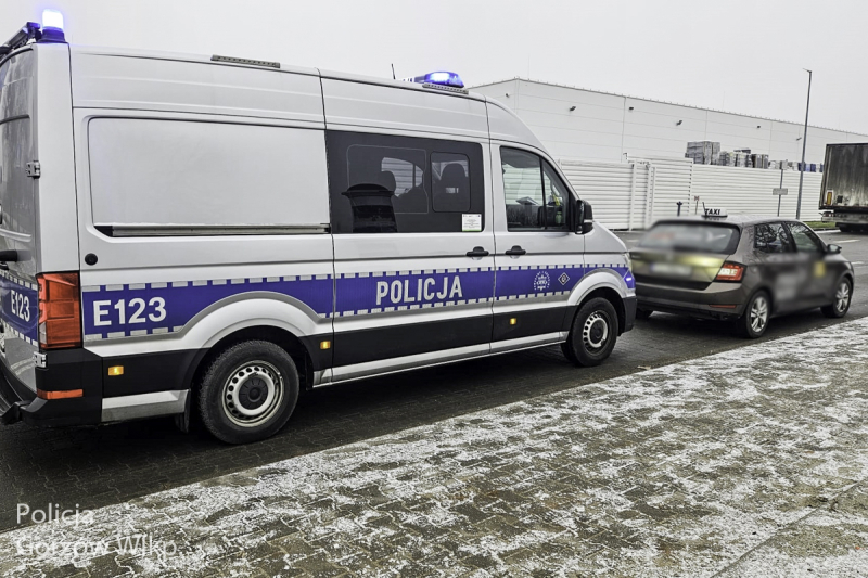 4/5 Policjanci skontrolowali taksówki. Posypały się mandaty