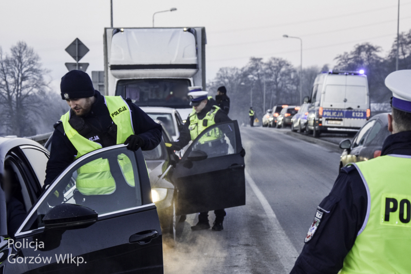 9/10 Poranne kontrole trzeźwości przy ul Kostrzyńskiej w Gorzowie
