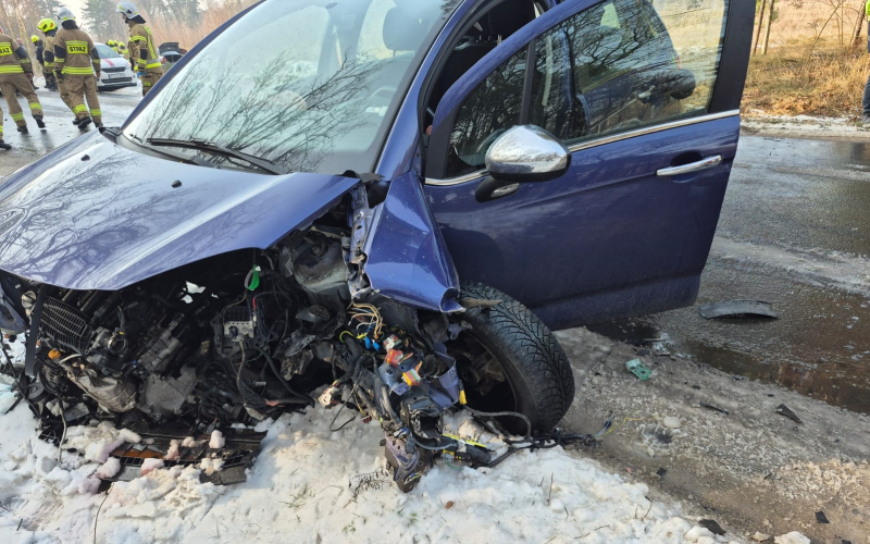 3/6 Wypadek koło Santocka. Zderzenie citroena i BMW