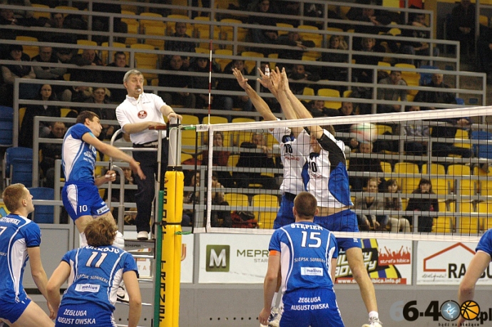 7/32 Rajbud Meprozet GTPS - Ślepsk Suwałki 0:3 (17:25, 20:25, 24:26)