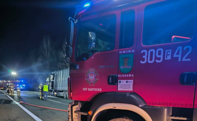 5/6 Pożar ciężarówki na starej trójce