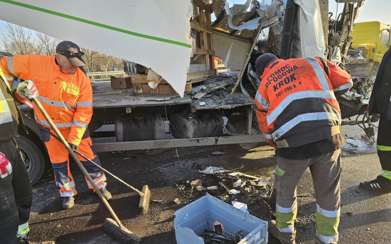 11/11 Zderzenie dwóch ciężarówek na S3 w Gorzowie