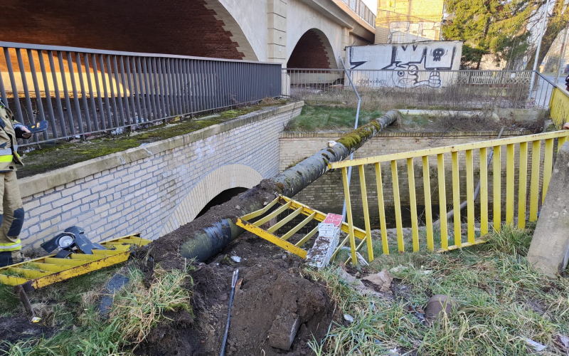 6/10 Chrysler wjechał do Kłodawki w Gorzowie