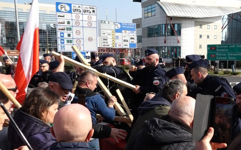 8/15 Protest na granicy w Słubicach