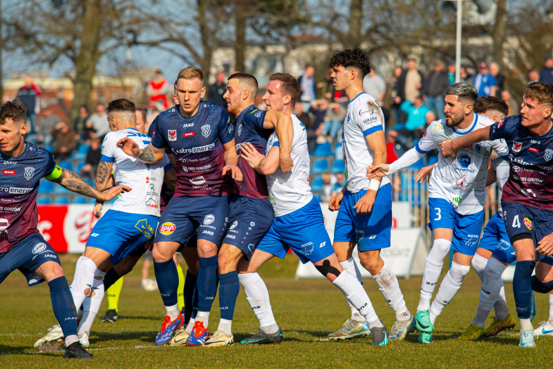 7/12 Derby Gorzowa w piłce nożnej