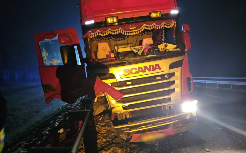 6/10 Zderzenie ciężarówki i opla na S3 koło Gorzowa