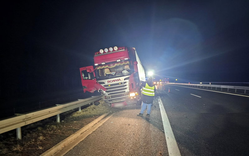 7/10 Zderzenie ciężarówki i opla na S3 koło Gorzowa