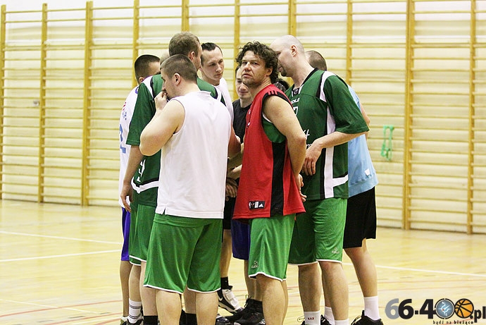 2/34 EBL: Mecz GWIAZD Gorzów - Reszta Świata 73:80