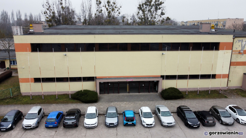 4/7 Hala ZSTiO czeka na remont