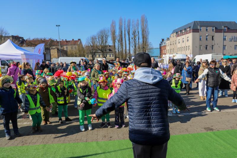 5/27 Wiosna na ryneczku przy św. Jerzego w Gorzowie