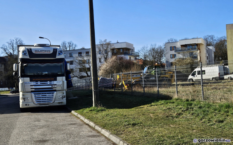 8/10 Budowa magazynu Caritas przy ul. Kućki