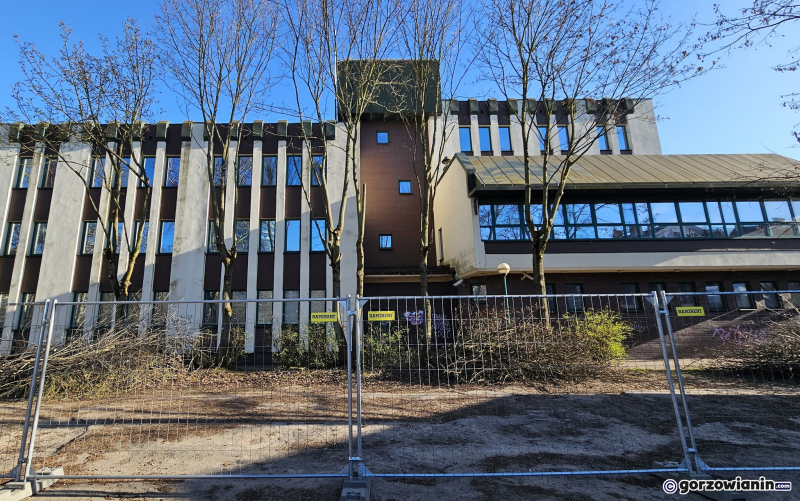 5/6 Budynek po byłym banku pójdzie do rozbiórki