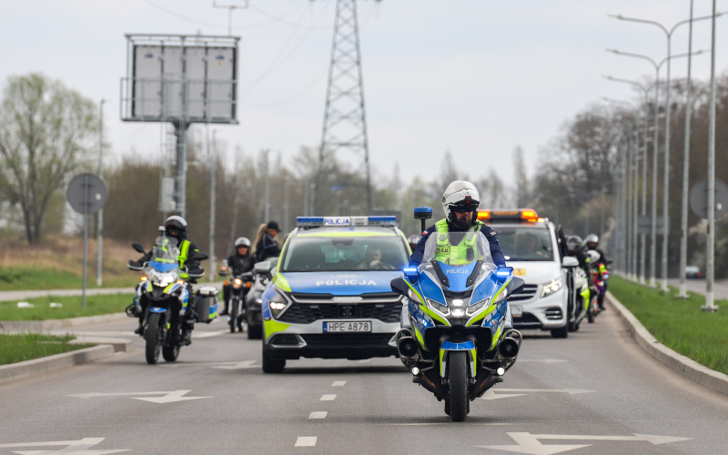 4/16 Parada motocykli ulicami Gorzowa