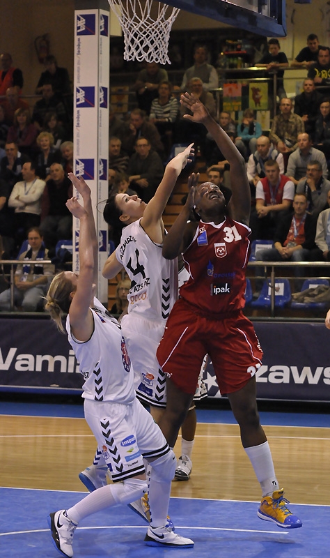 27/49 KSSSE AZS PWSZ Gorzów - Odra Brzeg 111:34