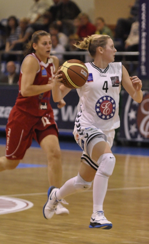 37/49 KSSSE AZS PWSZ Gorzów - Odra Brzeg 111:34