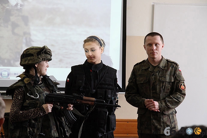 8/22 Baczyna - Lekcje ze sprzętem wojskowym