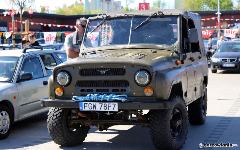 4/22 Gorzowskie klasyki na parkingu BIG Gorzów