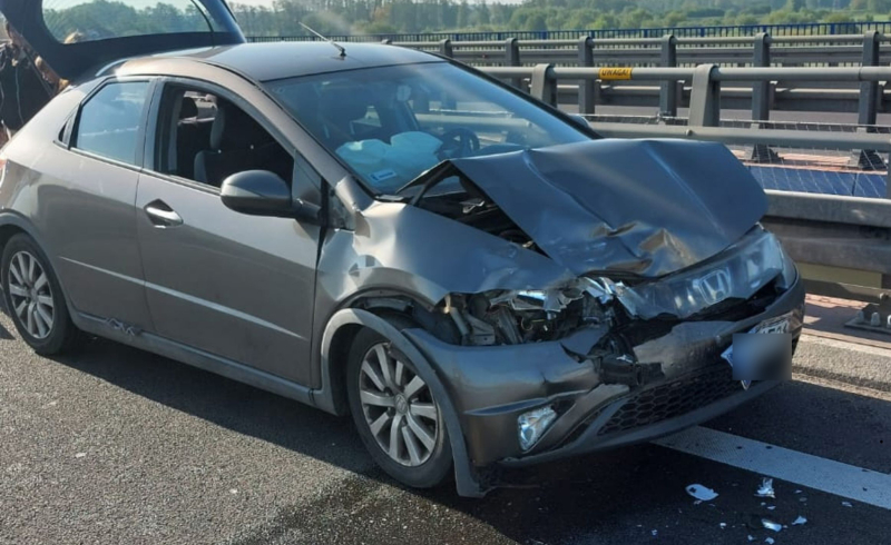 5/6 Zderzenie hondy i toyoty na S3