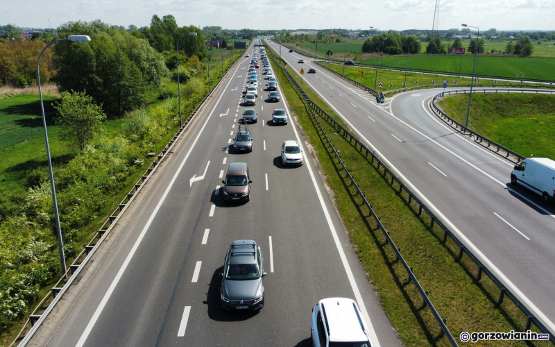 5/6 Zderzenie dwóch aut na węźle S3 Gorzów Południe