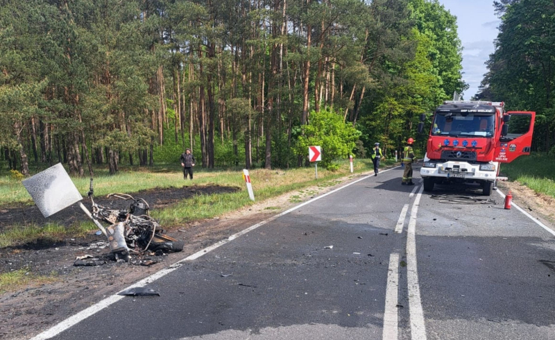 3/7 Śmiertelny wypadek na DW158. Nie żyje motocyklista