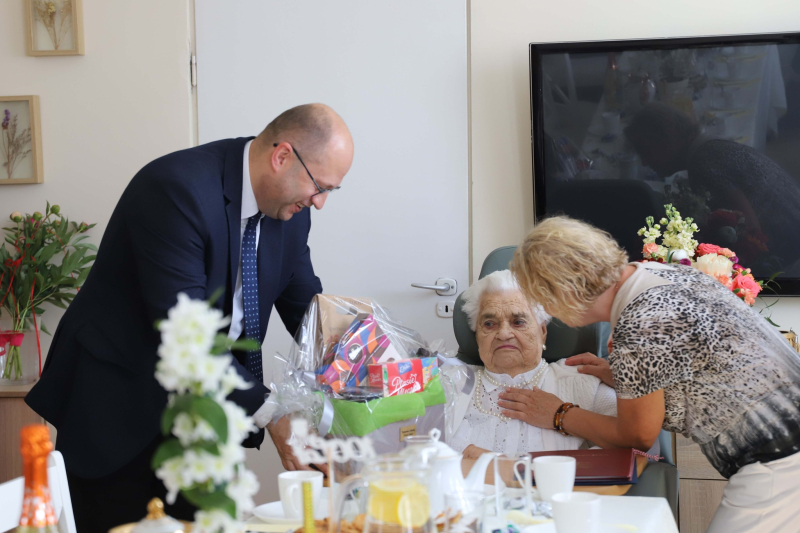 5/9 Pani Marianna świętowała 100 urodziny