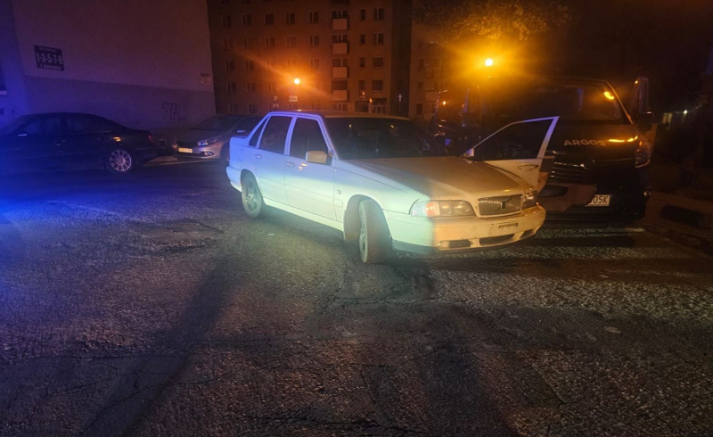 4/4 Nocny pościg za pijanym kierowcą volvo