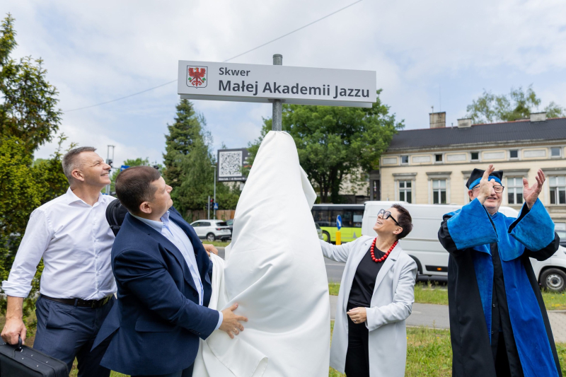 2/13 Skwer Małej Akademii Jazzu w centrum Gorzowa