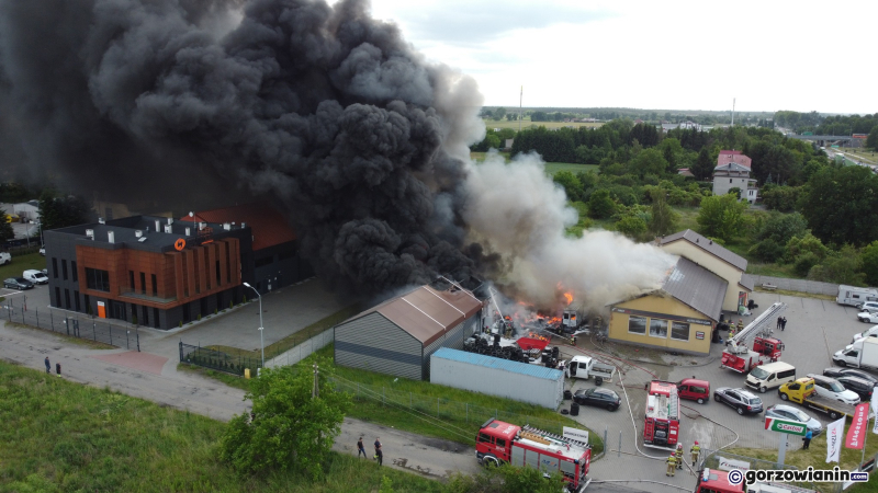 9/11 Pożar warsztatu i zakładu wymiany opon na Kasprzaka