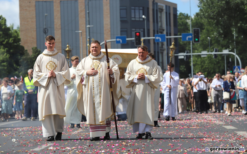 10/23 Procesja Bożego Ciała w Gorzowie 2025