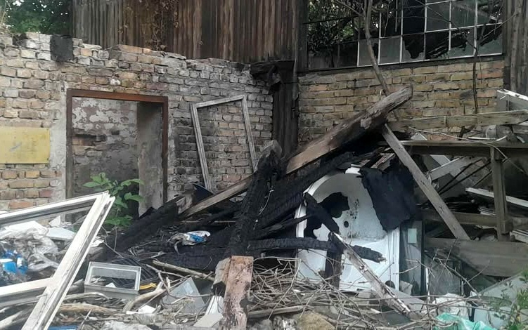 4/5 Pożar pustostanu przy ul. Olimpijskiej