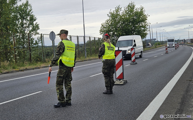 6/9 Kontrole na granicy z Niemcami w Świecku