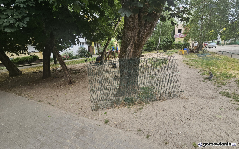 7/10 Likwidacja placu zabaw przy ul. Łużyckiej
