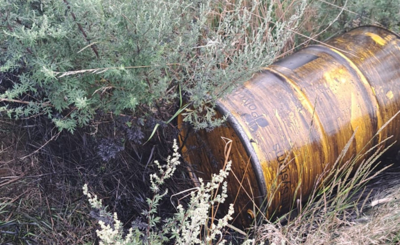 4/9 Porzucone beczki z olejem w gminie Santok