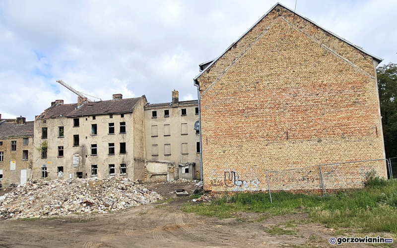 8/10 Wznowiona rozbiórka kamienic przy Przemysłowej i Prostej