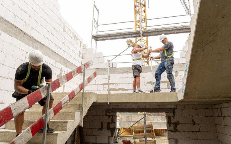 5/7 Budowa tanich mieszkań na Zawarciu