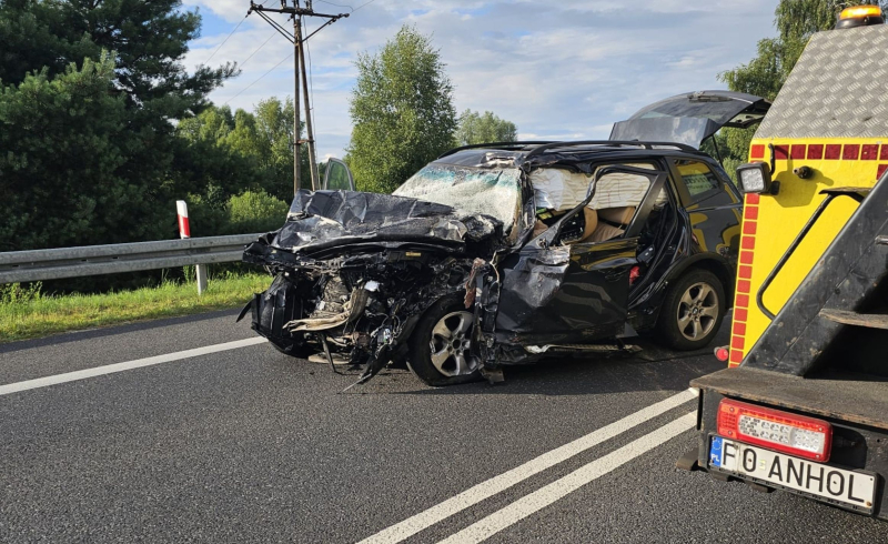 6/7 Śmiertelny wypadek na DK92. Czołówka BMW i ciężarówki