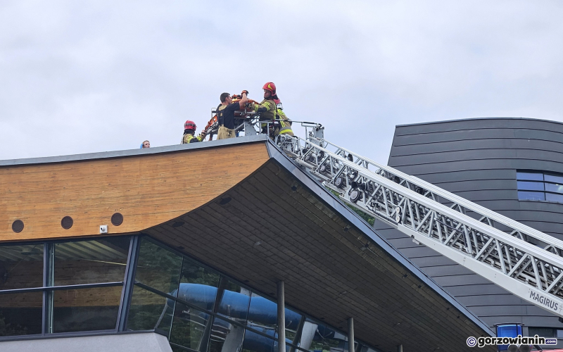 1/8 Wypadek na dachu Słowianki w Gorzowie