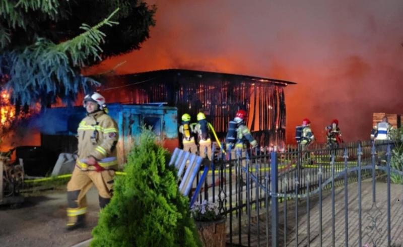 2/8 Potężny pożar tartaku w Ściechowie