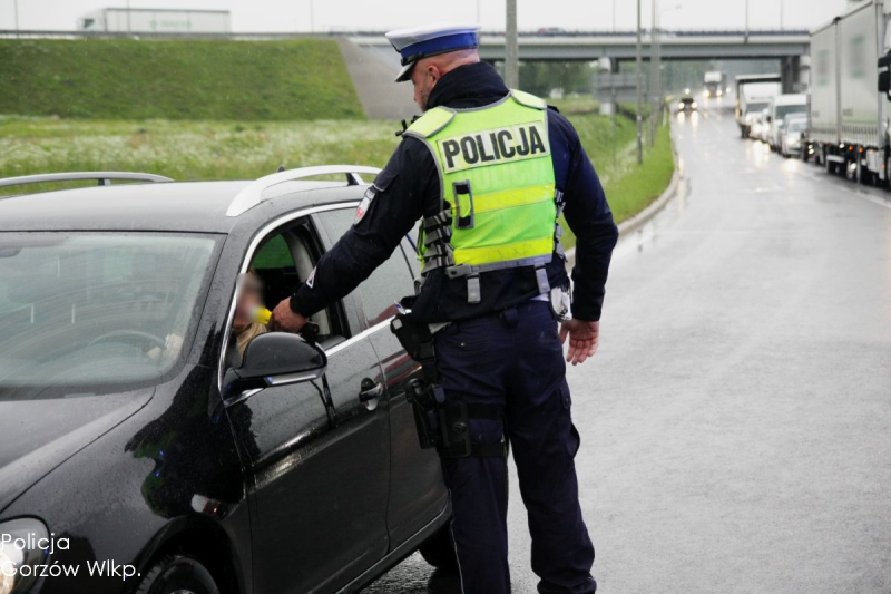 2/8 Akcja trzeźwy poranek przy ul. Szczecińskiej w Gorzowie