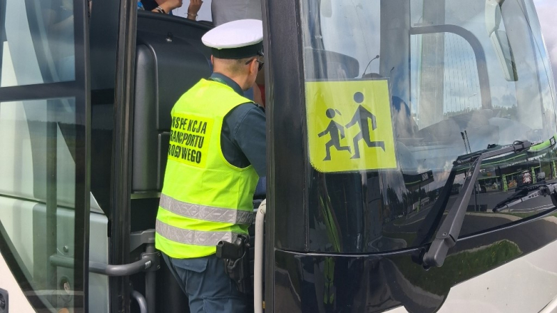 3/5 Kontrole ITD autobusów na S3 w Skwierzynie