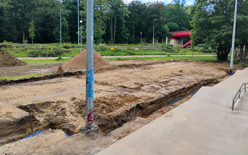 1/4 Ruszyła rozbudowa skateparku w parku Kopernika
