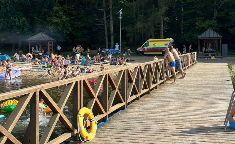 1/4 Akcja ratunkowa nad jeziorem Marwicko