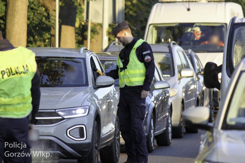 2/8 Trzeźwy poranek na rondzie Małyszyńskim