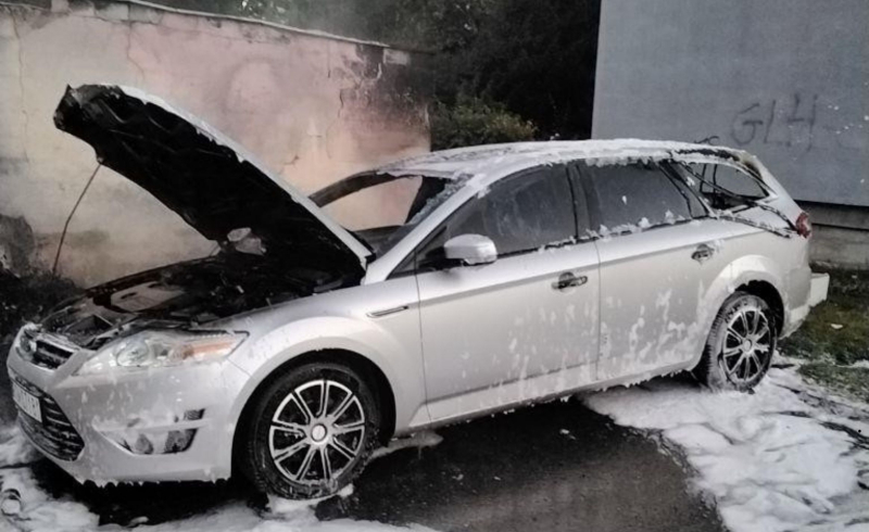 7/11 Pożar śmietników i samochodu na os. Górczyn