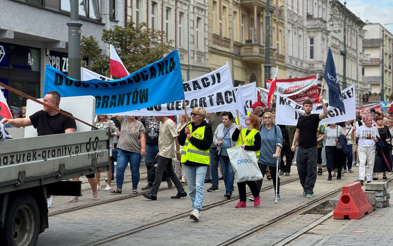 13/17 Marsz przeciwko imigracji w Gorzowie